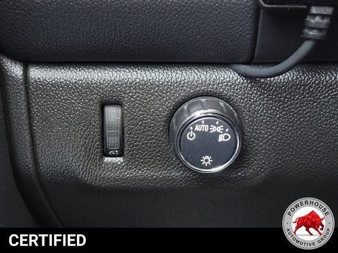 Used 2021 Chevrolet Colorado LT w/ Safety Package RWD image 25