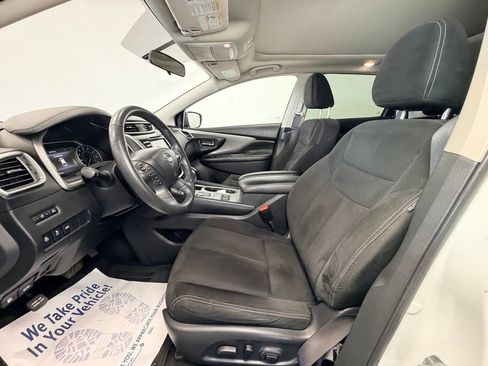 Used 2019 Nissan Murano SV AWD/4WD image 2