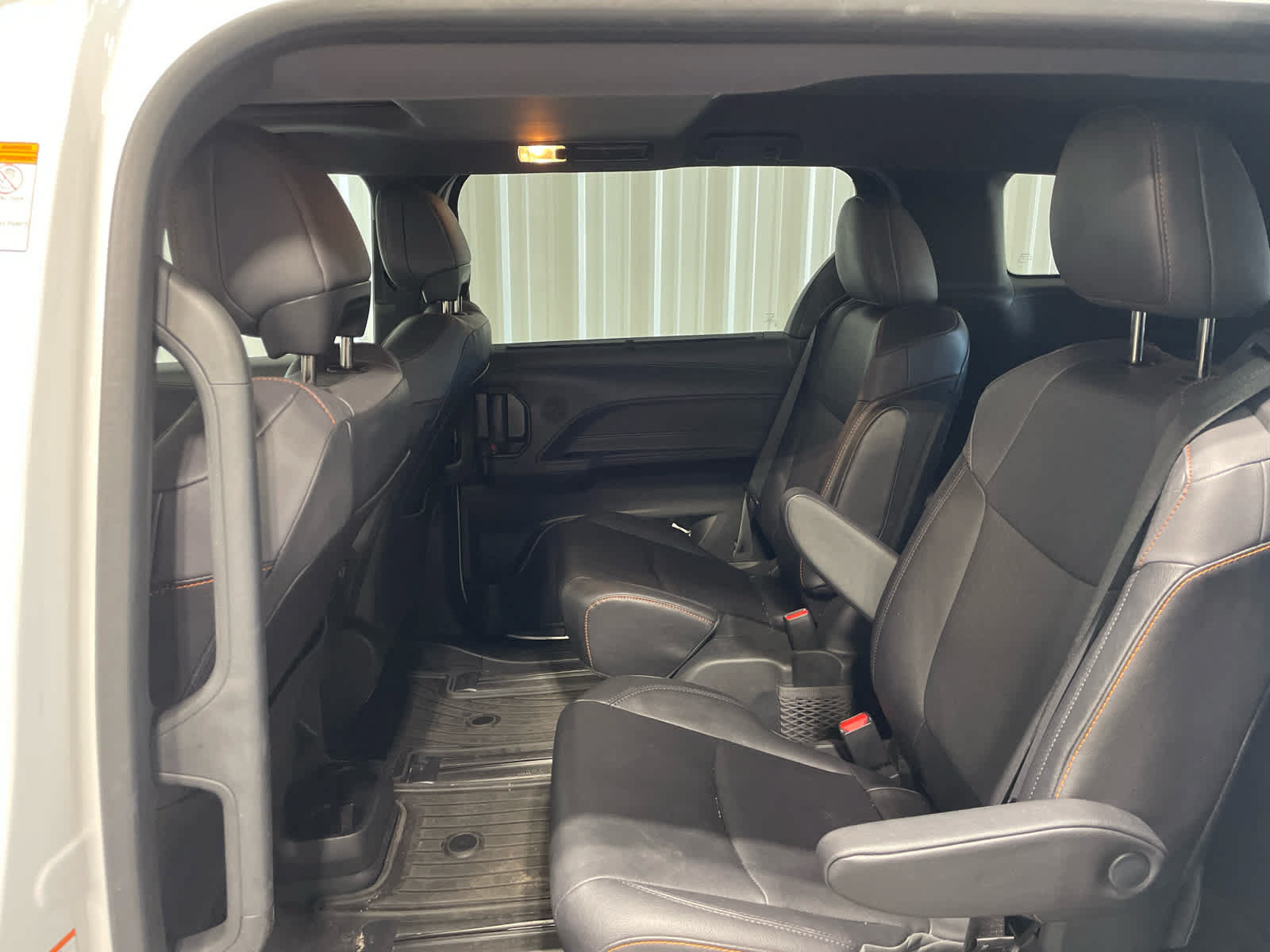 Used 2024 Toyota Sienna XSE w/ XSE Plus Package AWD/4WD image 8