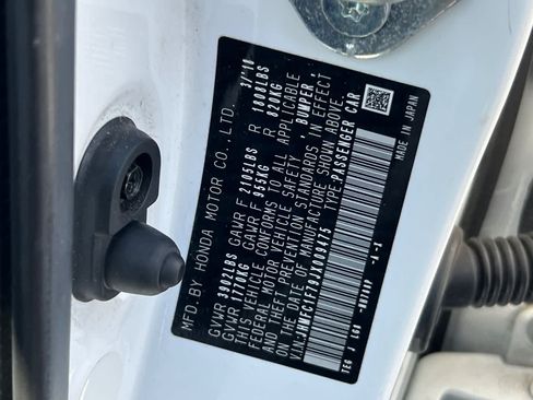 Used 2018 Honda Civic EX-L image 31