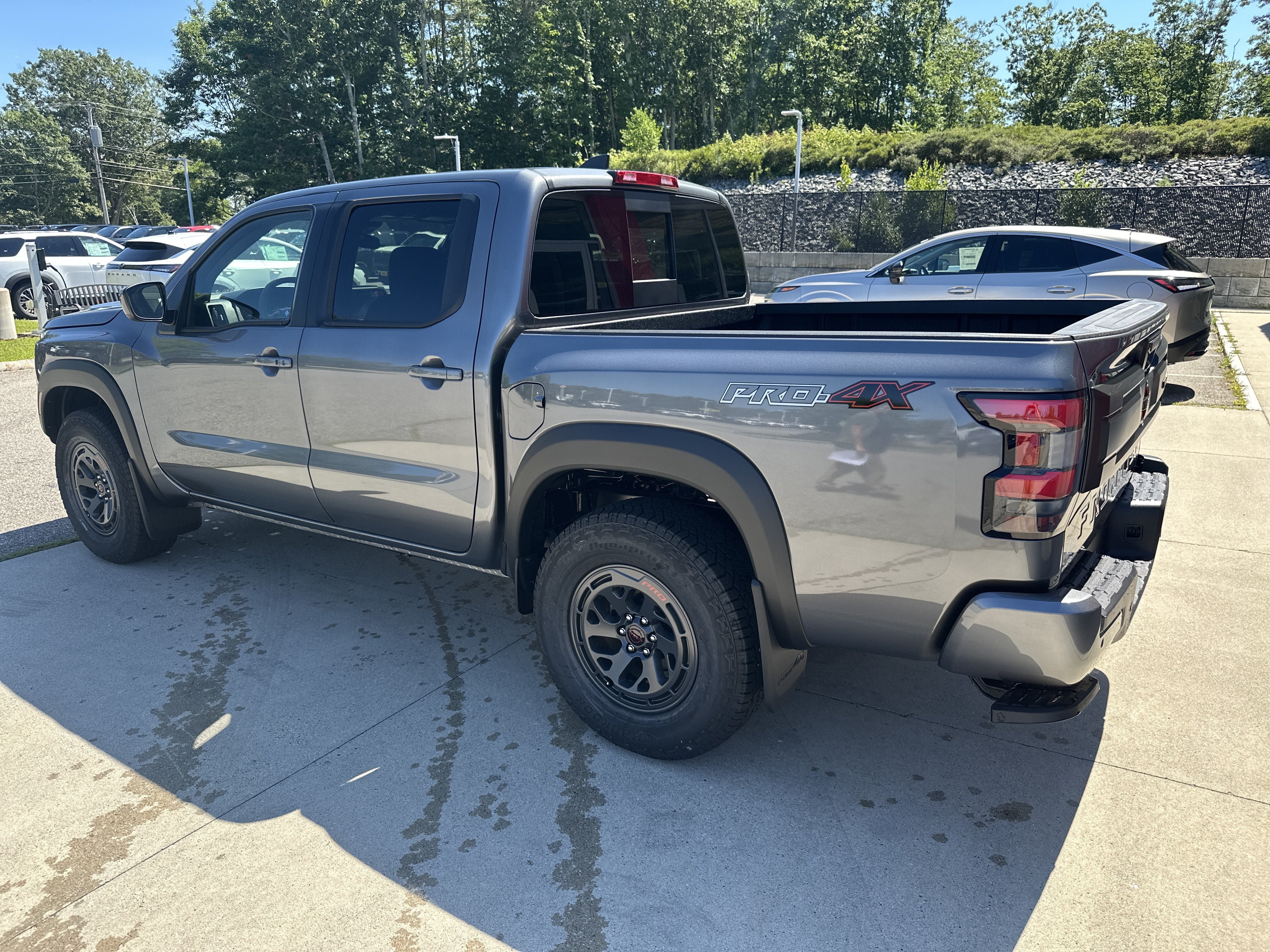 New 2026 Nissan Frontier PRO-4X w/ Tow Package AWD/4WD image 5