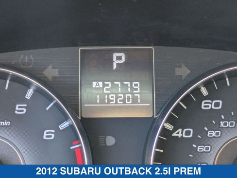 Used 2012 Subaru Outback 2.5i Premium w/ All-Weather Pkg AWD/4WD image 20