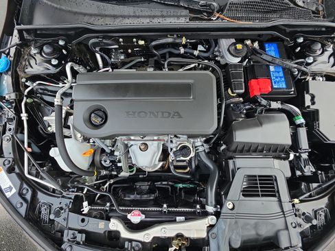 Used 2025 Honda Civic Sport image 30