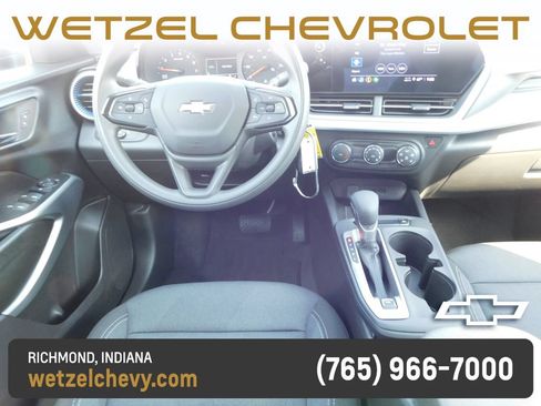 Used 2026 Chevrolet Trax LS w/ Driver Confidence Package FWD image 15