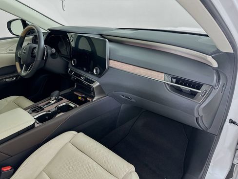 Used 2024 Lexus RX 350 w/ Convenience Package AWD/4WD image 32