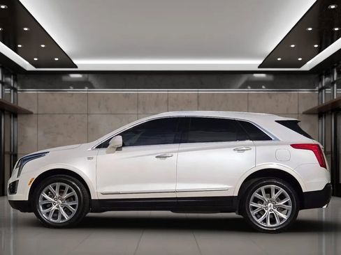 Used 2019 Cadillac XT5 Luxury FWD image 3