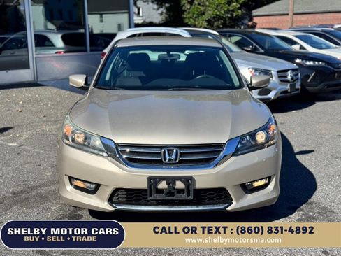 Used 2014 Honda Accord Sport image 2