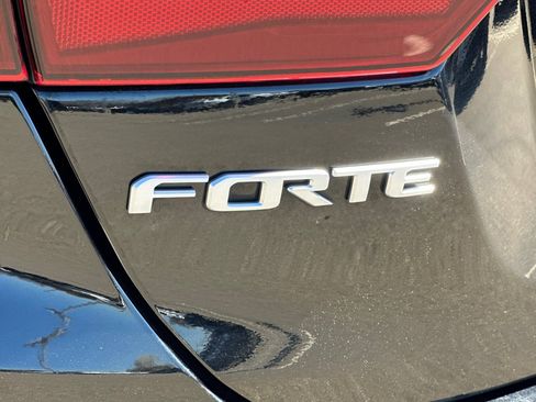 Used 2024 Kia Forte LXS FWD image 48