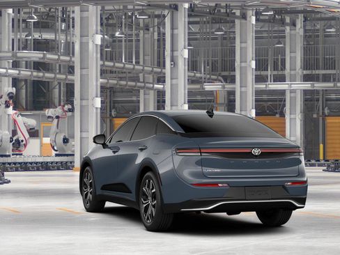 New 2026 Toyota Crown XLE image 7