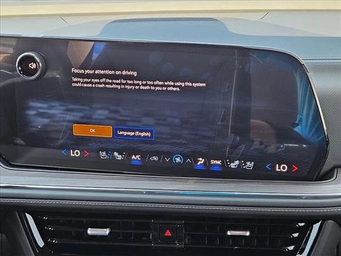 New 2025 Chevrolet Suburban Premier image 16