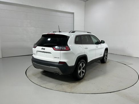 Used 2019 Jeep Cherokee Limited AWD/4WD image 37