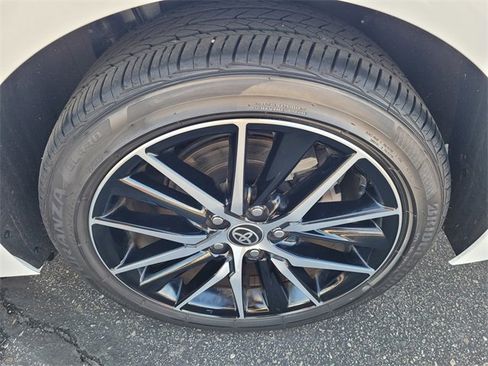 Used 2024 Toyota Camry SE image 24