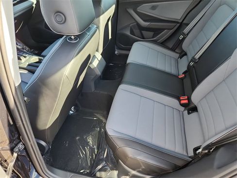 New 2026 Volkswagen Jetta SE image 8