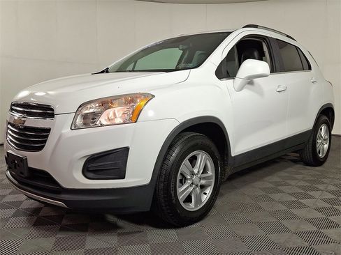 Used 2015 Chevrolet Trax LT w/ LT Plus Package image 6