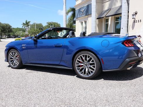 Used 2024 Ford Mustang GT Premium RWD image 9
