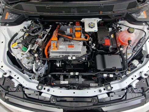 New 2026 Chevrolet Equinox EV LT image 32