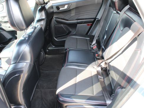 Used 2024 Ford Escape ST-Line w/ Tech Pack #1 image 21