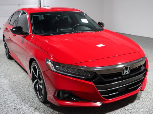 Used 2022 Honda Accord Sport image 5