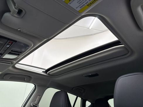 New 2026 Subaru Crosstrek 2.5i Limited AWD/4WD image 21