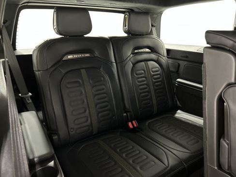 Used 2025 Rivian R1S Adventure Dual AWD/4WD image 25