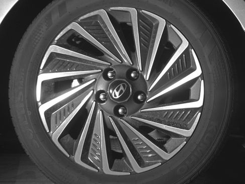 Used 2025 Hyundai Sonata SEL FWD image 15