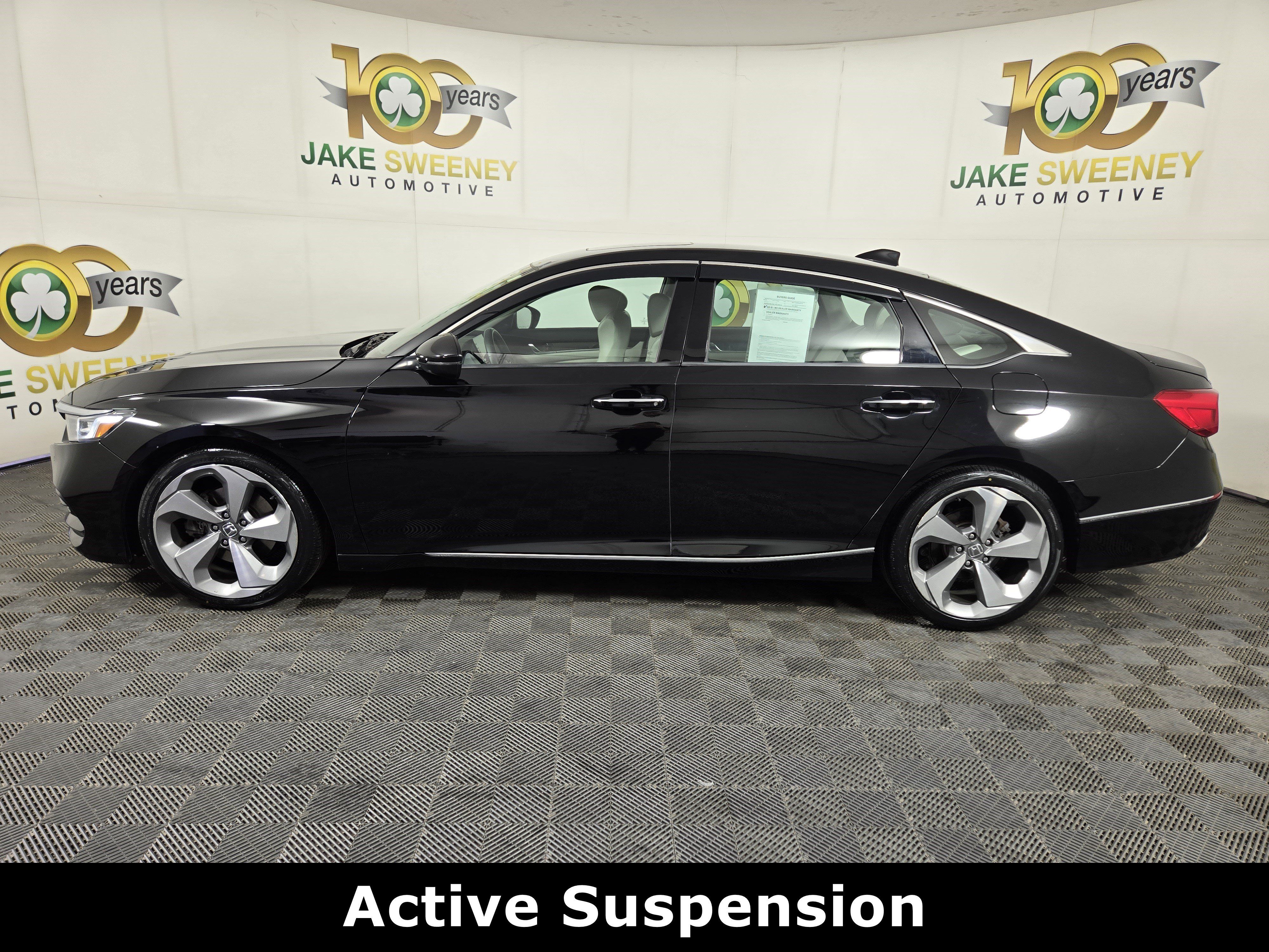 Used 2018 Honda Accord Touring image 5