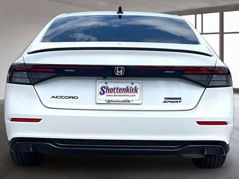 Used 2026 Honda Accord Sport image 5