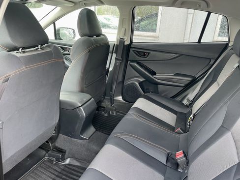 Used 2019 Subaru Crosstrek 2.0i Premium w/ Moonroof Package image 28