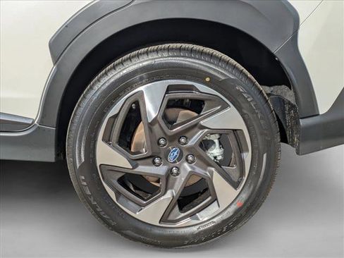 New 2026 Subaru Crosstrek 2.5i Limited image 9