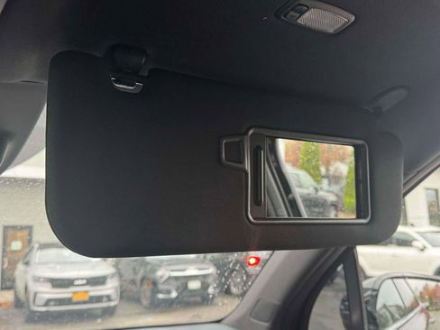 Used 2023 Kia Sorento SX Prestige w/ Panoramic Sunroof Package image 32