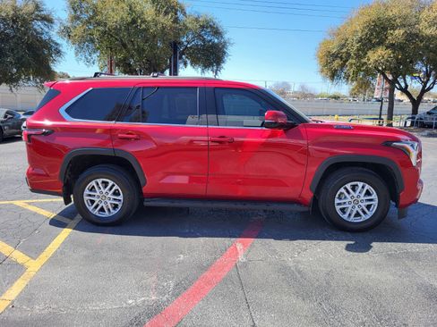 Used 2023 Toyota Sequoia SR5 w/ SR5 Premium Package RWD image 2