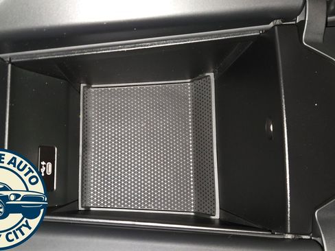 Used 2019 BMW X5 xDrive50i w/ Off-Road Package image 22