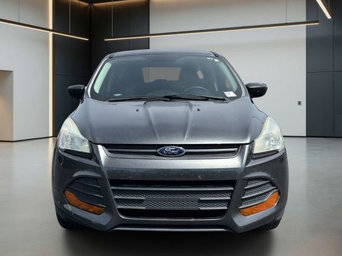 Used 2016 Ford Escape S FWD image 8
