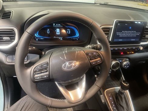 New 2026 Hyundai Venue SEL image 21