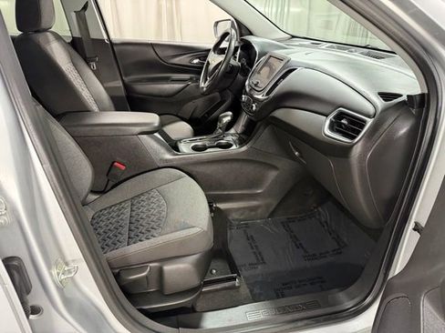 Used 2022 Chevrolet Equinox LT image 7