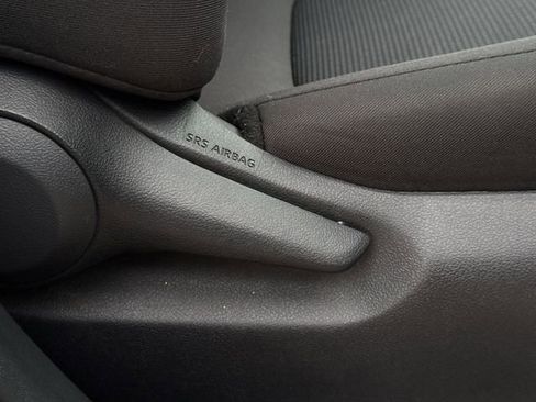 Used 2020 Toyota RAV4 LE w/ All Weather Liner Package AWD/4WD image 29