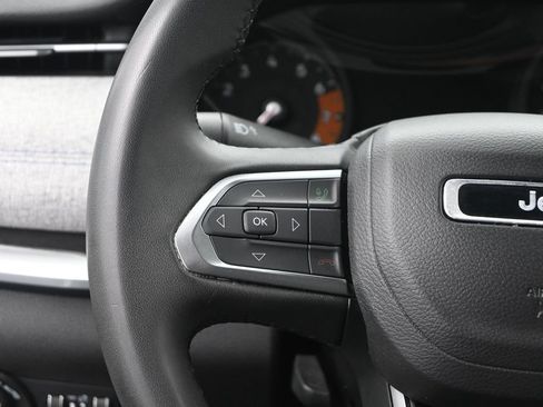 Used 2024 Jeep Compass Latitude AWD/4WD image 26