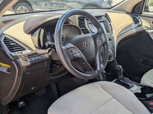 Used 2017 Hyundai Santa Fe Sport FWD image 33