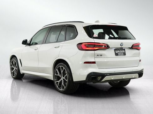 Used 2022 BMW X5 xDrive40i AWD/4WD image 3