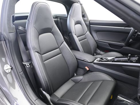 Used 2022 Porsche 911 Targa 4S image 23