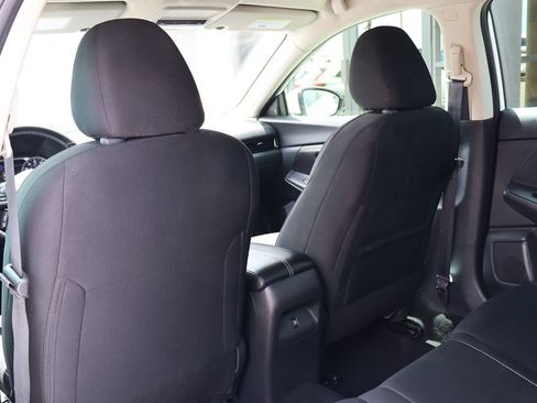 Used 2023 Nissan Sentra SV w/ All-Weather Package FWD image 31
