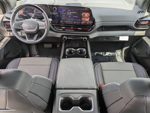 New 2026 Chevrolet Silverado EV Trail Boss w/ Premium Package AWD/4WD image 14