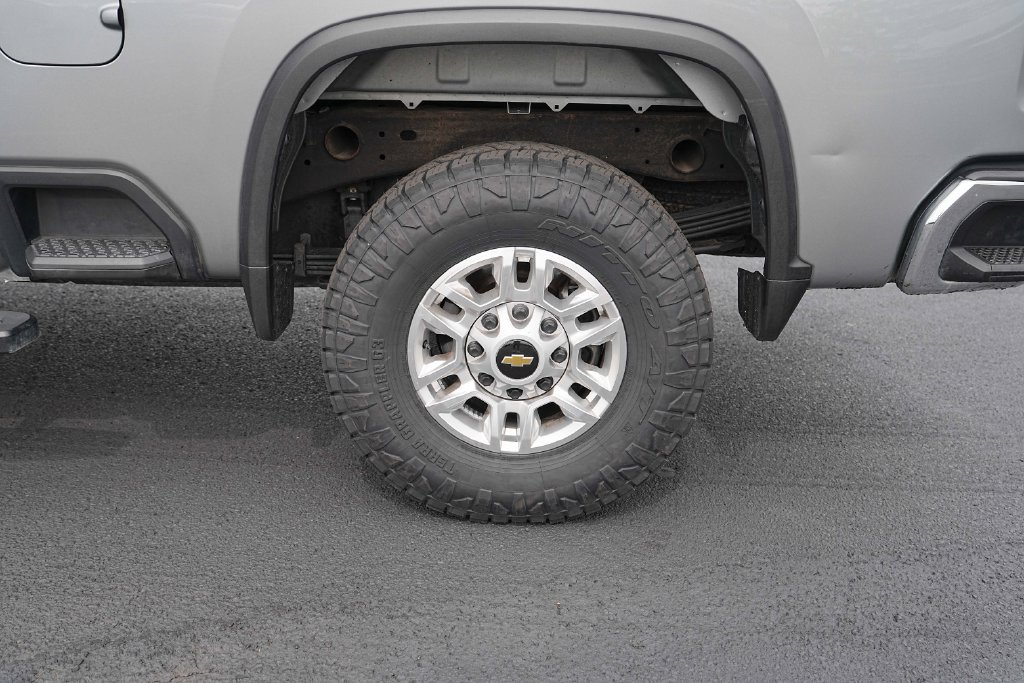 Used 2025 Chevrolet Silverado 2500 LT w/ Convenience Package AWD/4WD image 14