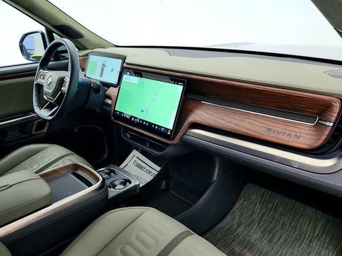 Used 2023 Rivian R1T Adventure image 28