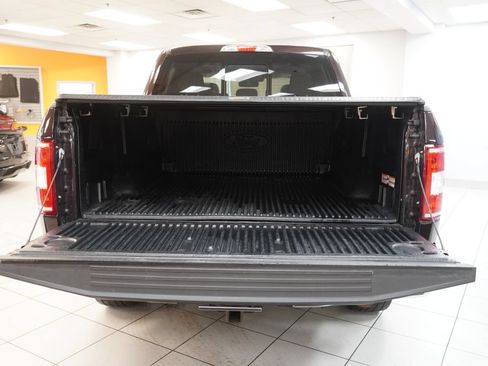 Used 2018 Ford F150 XLT w/ Equipment Group 302A Luxury AWD/4WD image 9