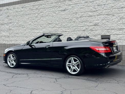 Used 2011 Mercedes-Benz E 550 Cabriolet image 2