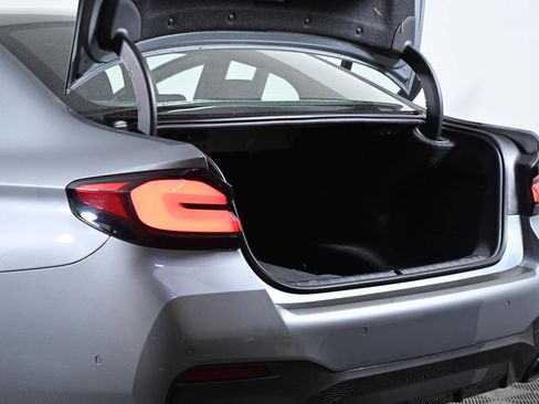 Used 2023 BMW M550i xDrive w/ Executive Package AWD/4WD image 37