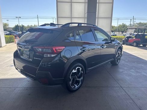 Used 2023 Subaru Crosstrek 2.5i Limited w/ Moonroof Package AWD/4WD image 3