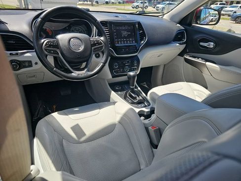 Certified 2020 Jeep Cherokee Limited AWD/4WD image 17