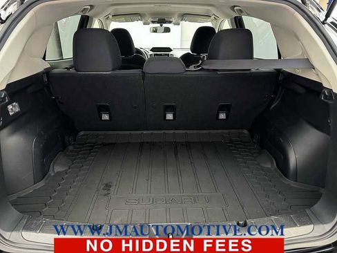 Used 2022 Subaru Crosstrek 2.0i Premium image 16